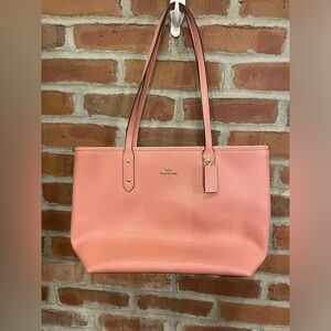 Coach Tote